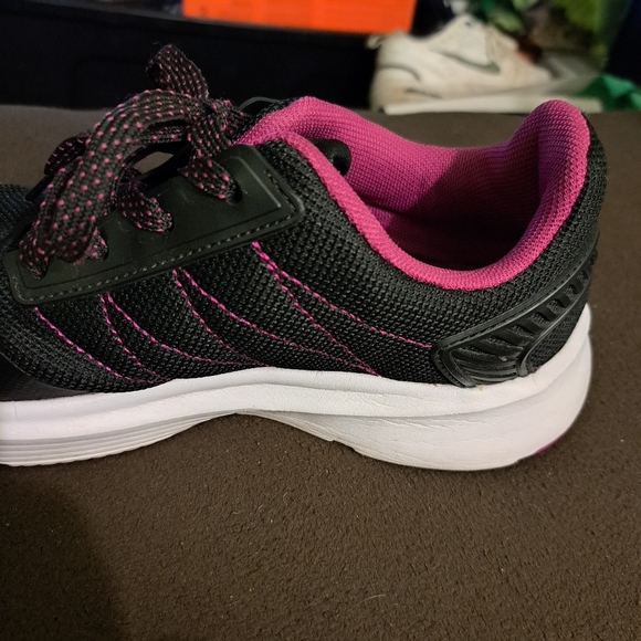 Athletic Works Running Shoes - Picture 5 of 10